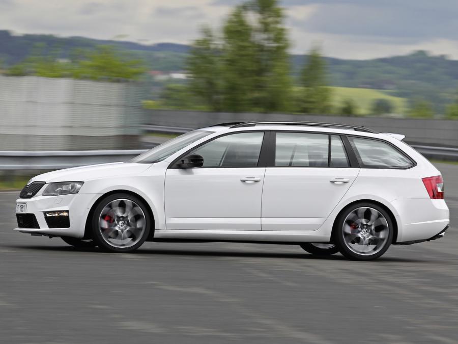  Skoda Octavia RS Combi 2013 года  (фото 18 из 20)
